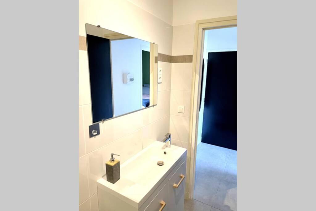 Mon Appart'Hotel - Climatisation Avec Parking Gratuit Brive-la-Gaillarde Luaran gambar