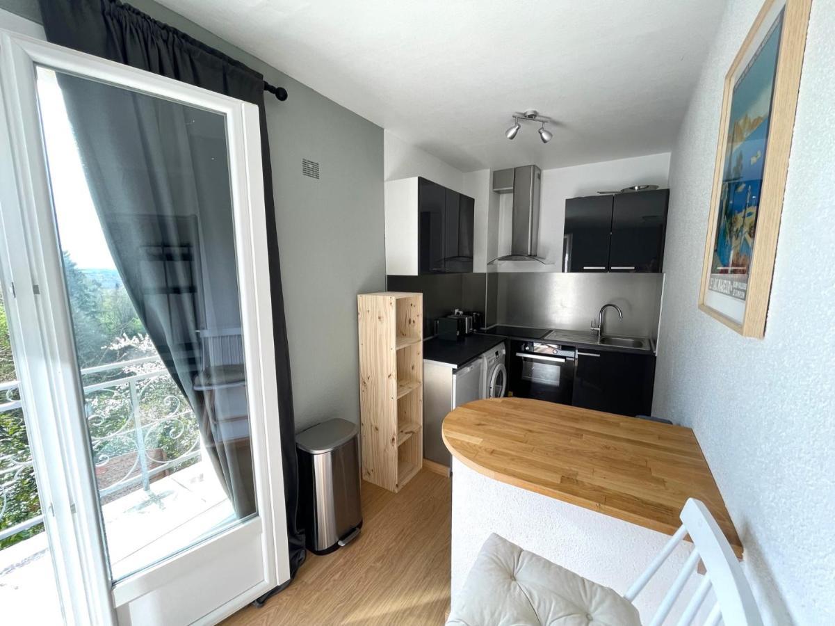 Mon Appart'Hotel - Climatisation Avec Parking Gratuit Brive-la-Gaillarde Luaran gambar